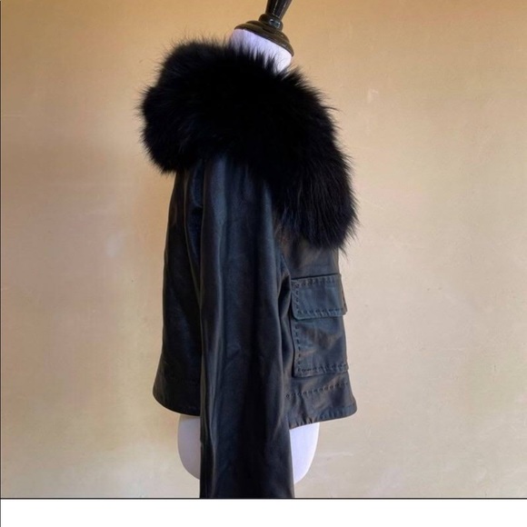 BCBG Genuinene Leather Jacket w/ Fur collar - Picture 4 of 11